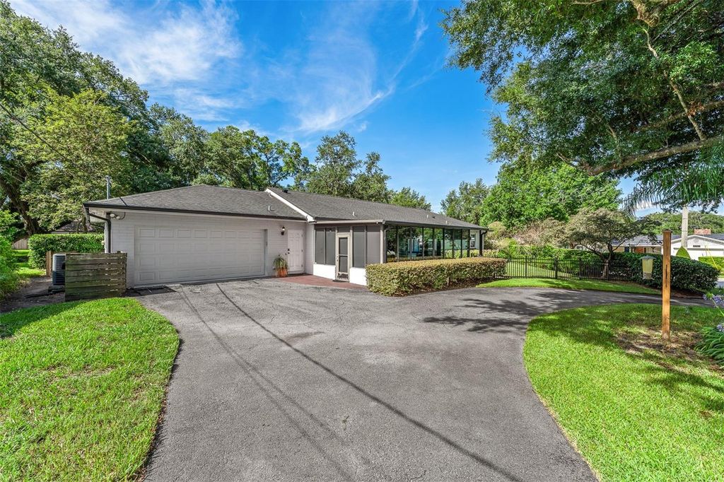 Image 41 of property listing at 1613 BIMINI DRIVE, Orlando, FL 32806