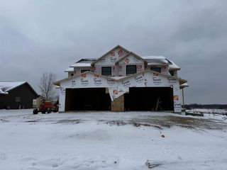 2616 NORTHPOINT DRIVE, New London, WI 54961