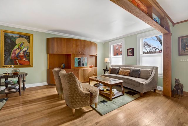 314 W Menomonee Street, Chicago, IL 60614
