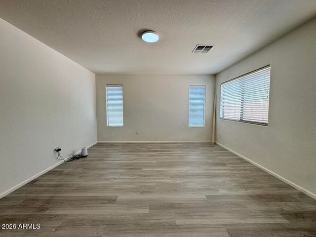2458 W Via Dona Road, Phoenix, AZ 85085