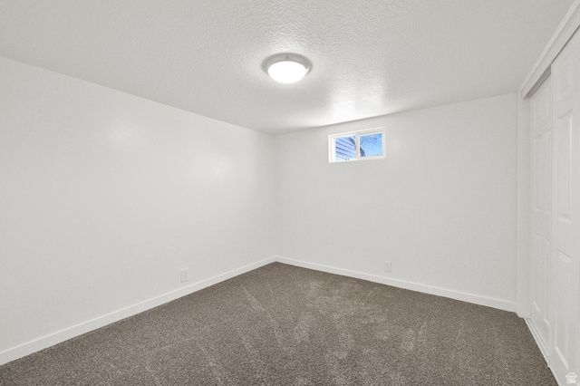 31 W GORDON AVE, Layton, UT 84041