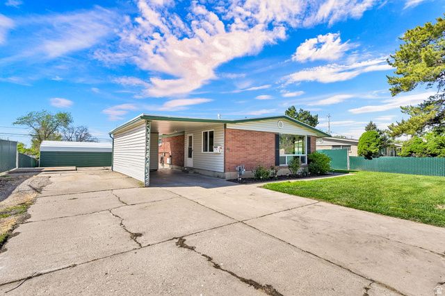 31 W GORDON AVE, Layton, UT 84041