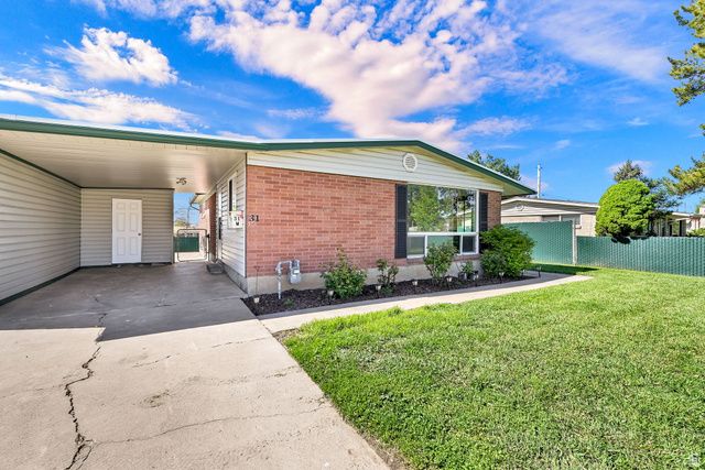31 W GORDON AVE, Layton, UT 84041