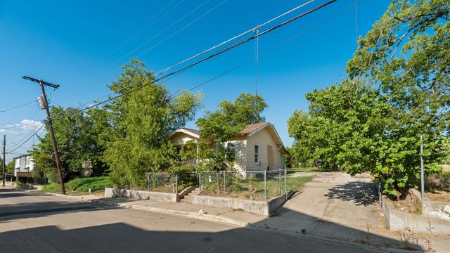414 N Patton Avenue, Dallas, TX 75203