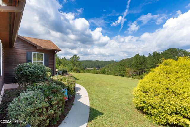138 Foothill Estates Lane, Murphy, NC 28906