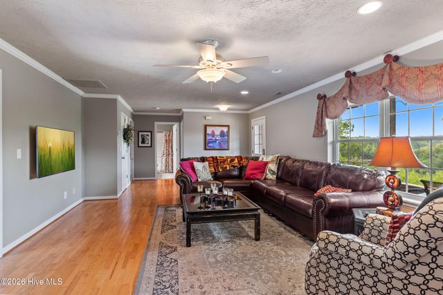 138 Foothill Estates Lane, Murphy, NC 28906