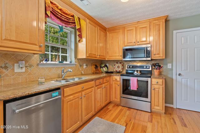 138 Foothill Estates Lane, Murphy, NC 28906