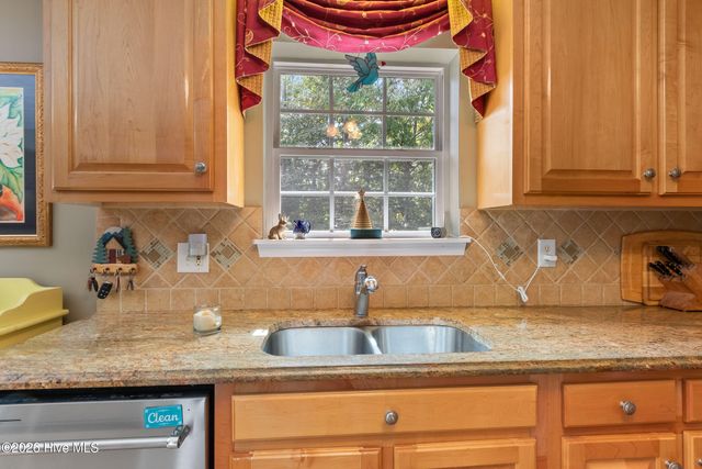 138 Foothill Estates Lane, Murphy, NC 28906
