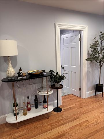 93 Chapin Avenue 3, Providence, RI 02909
