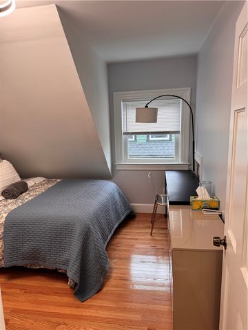 93 Chapin Avenue 3, Providence, RI 02909