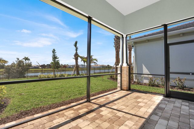 10514 Northbrook Circle, Palm Beach Gardens, FL 33412