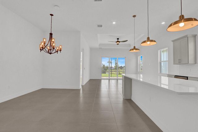 10514 Northbrook Circle, Palm Beach Gardens, FL 33412