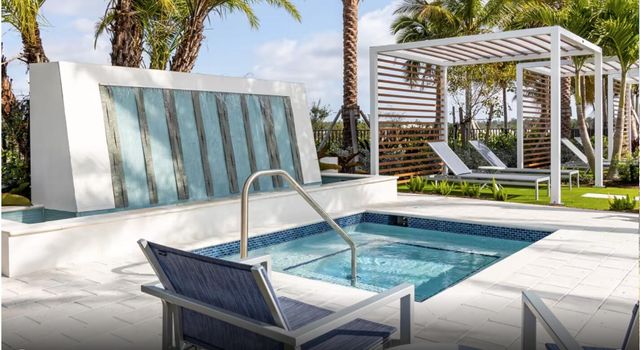 10514 Northbrook Circle, Palm Beach Gardens, FL 33412