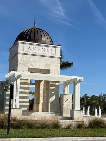 10514 Northbrook Circle, Palm Beach Gardens, FL 33412