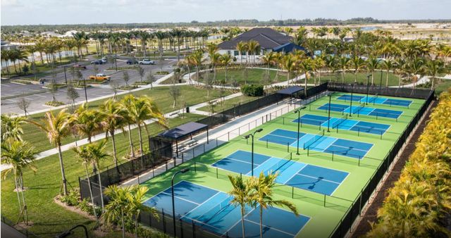 10514 Northbrook Circle, Palm Beach Gardens, FL 33412