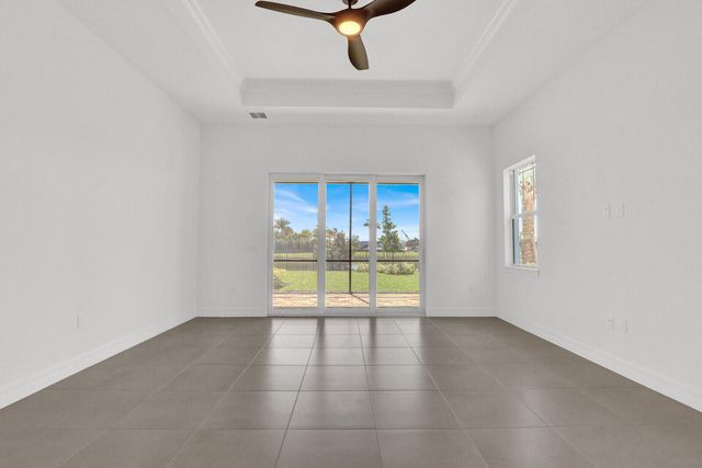 10514 Northbrook Circle, Palm Beach Gardens, FL 33412