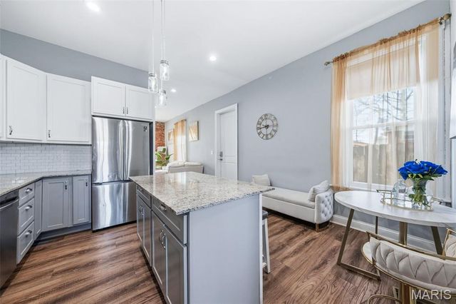 6717 Minnesota Avenue, St Louis, MO 63111