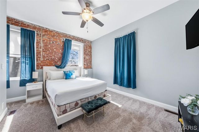 6717 Minnesota Avenue, St Louis, MO 63111