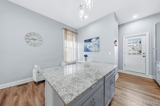 6717 Minnesota Avenue, St Louis, MO 63111