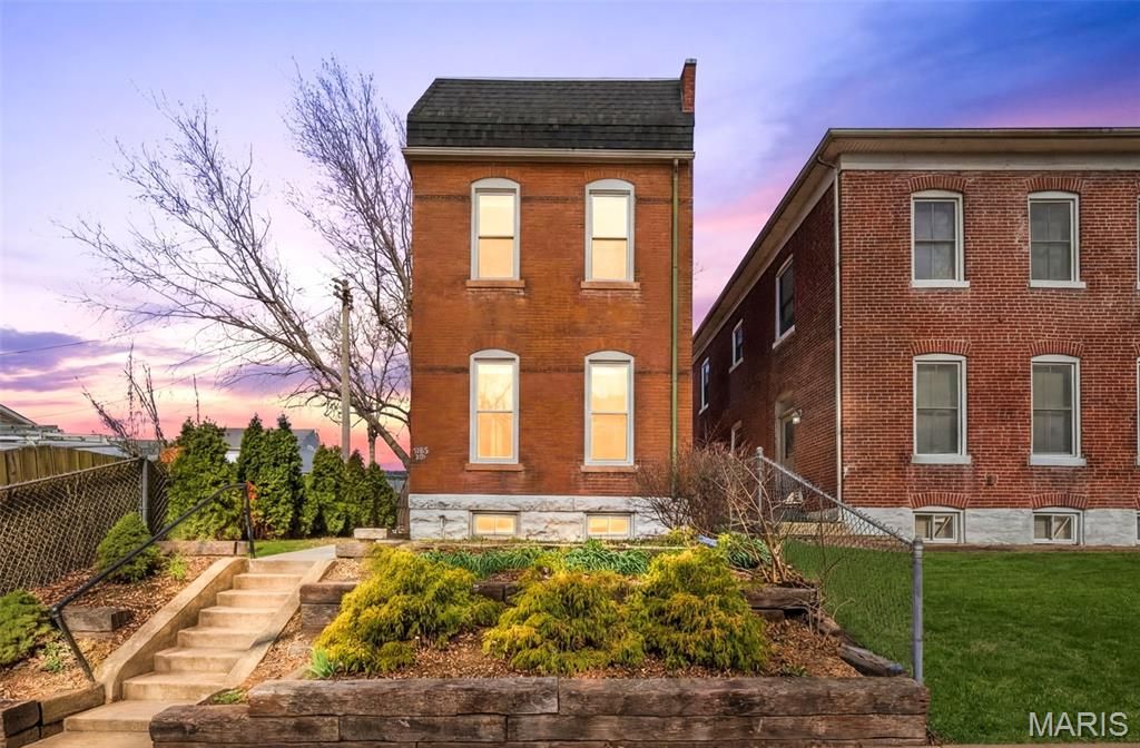 6717 Minnesota Avenue, St Louis, MO 63111