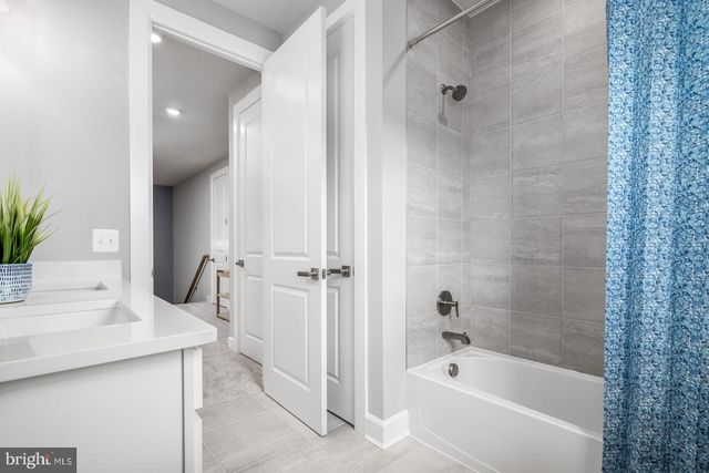 9360 - D BITTERROOT TER, Frederick, MD 21701