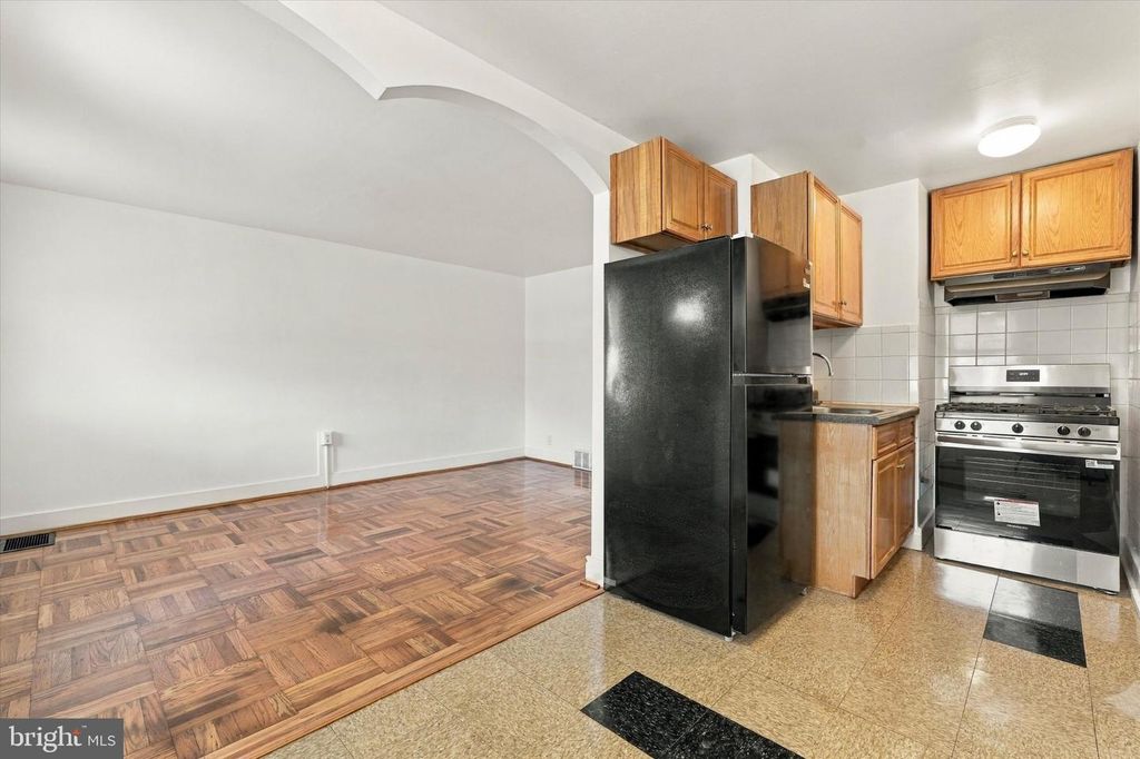 2018 E CHELTENHAM AVE, Philadelphia, PA 19124 — photo 5