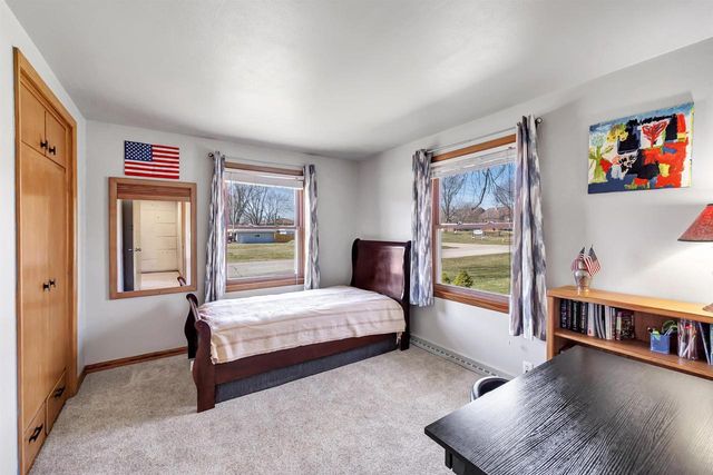 114 W WILSON AVENUE, Appleton, WI 54915