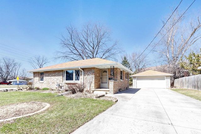 114 W WILSON AVENUE, Appleton, WI 54915