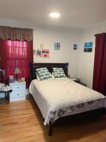 4827 N Spaulding Avenue, Chicago, IL 60625