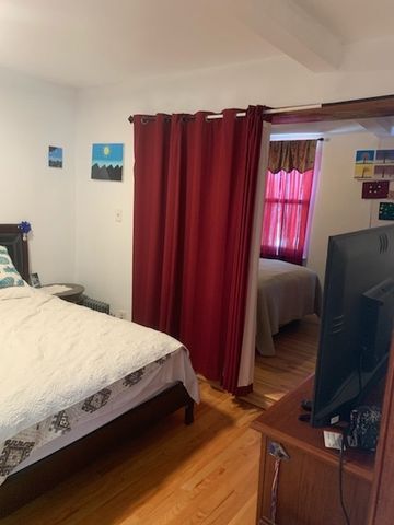 4827 N Spaulding Avenue, Chicago, IL 60625