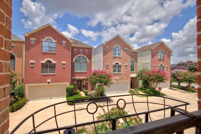 9813 Marlink, Houston, TX 77025