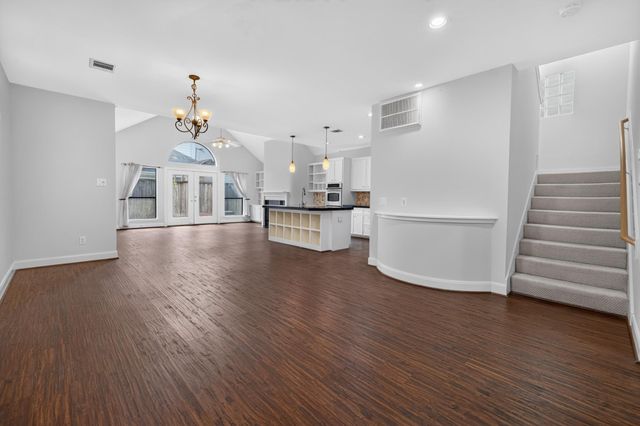 9813 Marlink, Houston, TX 77025