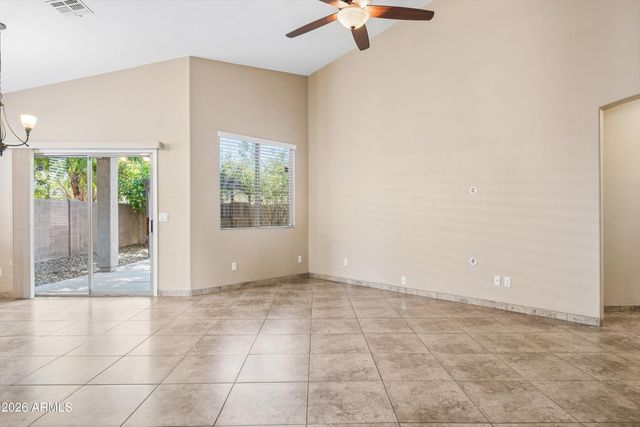 9161 W SALTER Drive, Peoria, AZ 85382