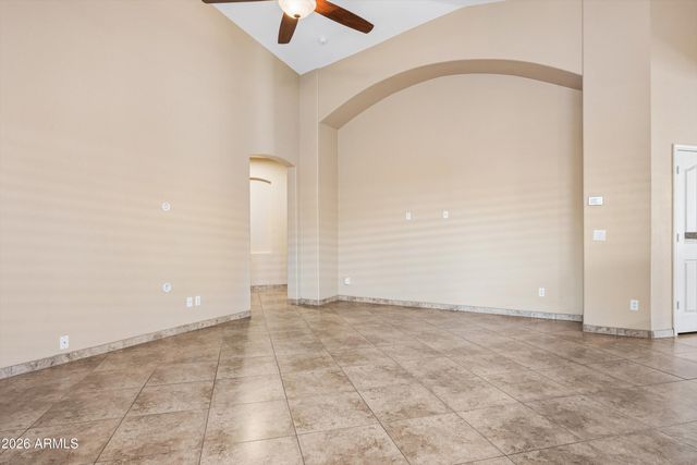 9161 W SALTER Drive, Peoria, AZ 85382