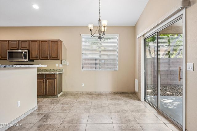 9161 W SALTER Drive, Peoria, AZ 85382