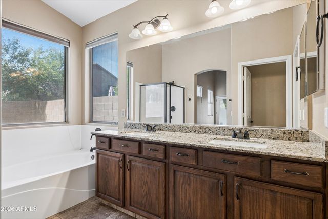 9161 W SALTER Drive, Peoria, AZ 85382