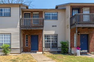 1845 River Crossing CIR C, Austin, TX 78741