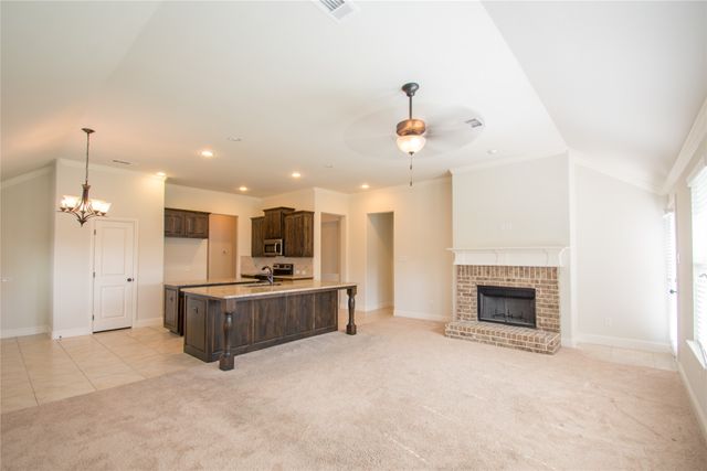 733 Poncho Lane, Fort Worth, TX 76052