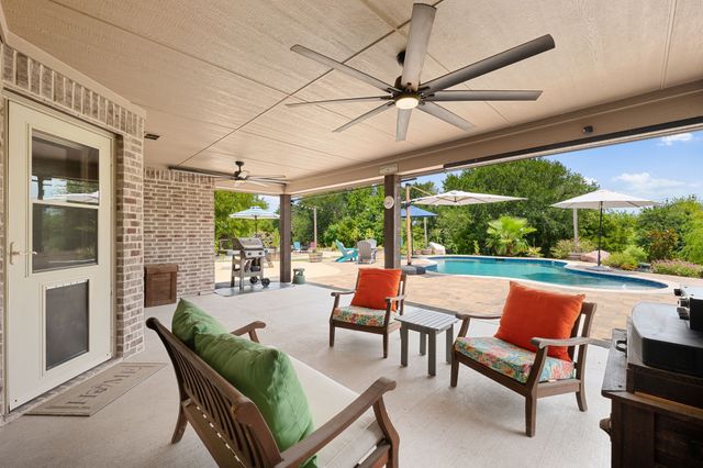 2711 Naomi Court, Farmersville, TX 75442