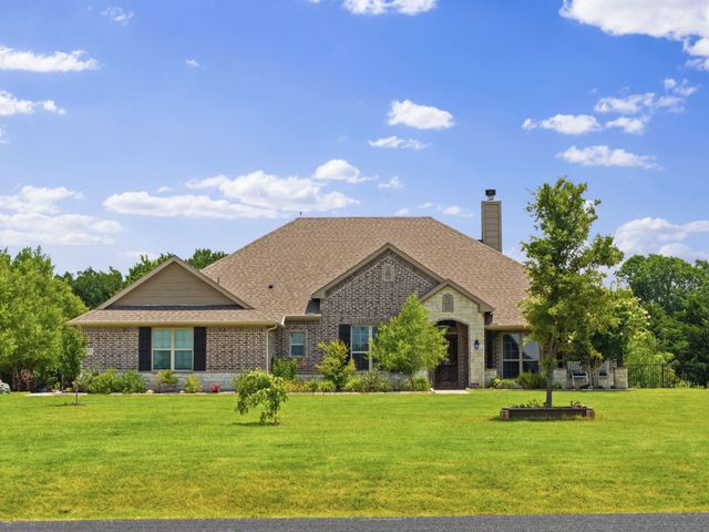 2711 Naomi Court, Farmersville, TX 75442