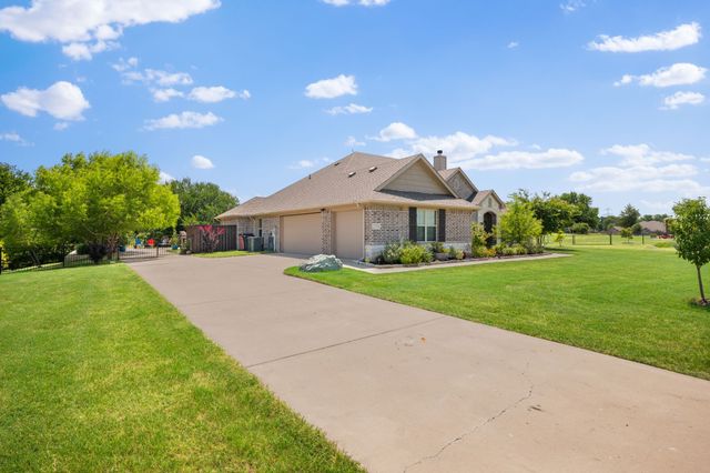 2711 Naomi Court, Farmersville, TX 75442