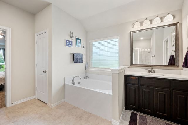 2711 Naomi Court, Farmersville, TX 75442