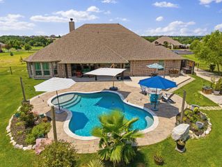 2711 Naomi Court, Farmersville, TX 75442