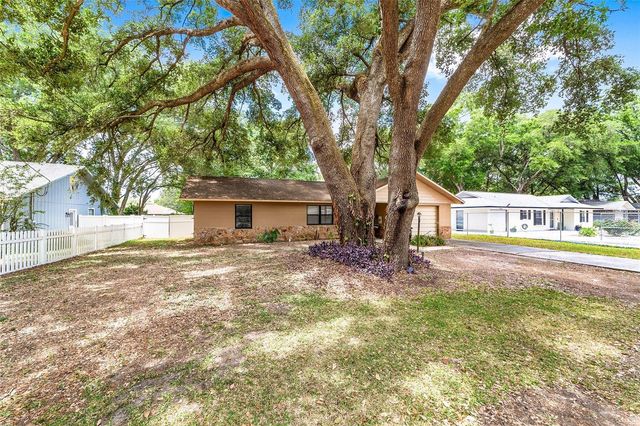 38 ALMOND PASS DRIVE, Ocala, FL 34472