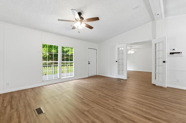 2404 Dove Lane, Chattanooga, TN 37421