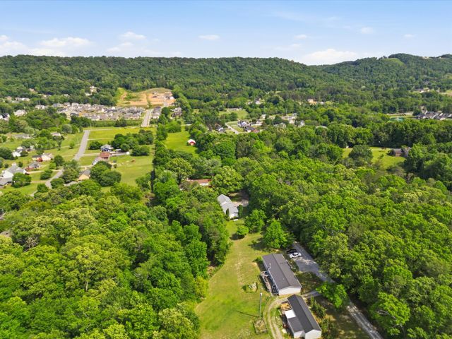 2404 Dove Lane, Chattanooga, TN 37421