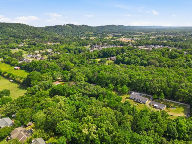 2404 Dove Lane, Chattanooga, TN 37421