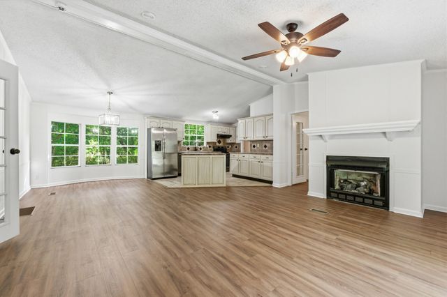 2404 Dove Lane, Chattanooga, TN 37421