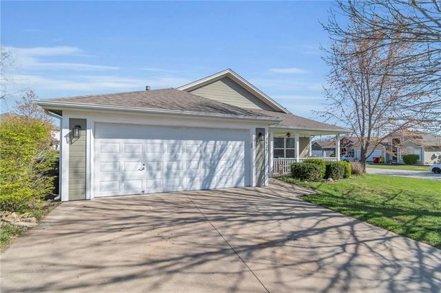 19624 E 7th Street Court N, Independence, MO 64056