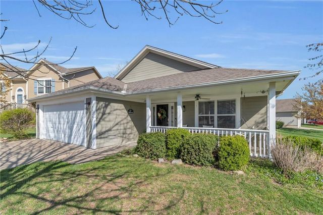 19624 E 7th Street Court N, Independence, MO 64056